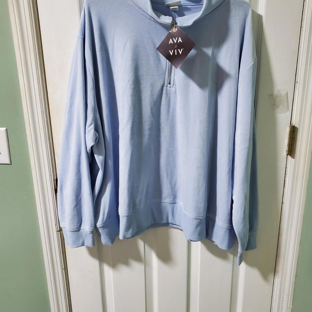 Ava & Viv Women's Blue Sweatshirt 3x